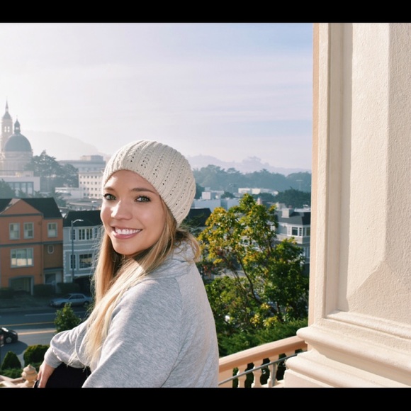 Meet your Posher, Paula - Picture 1 of 1